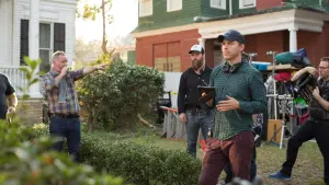 Backdrop to the movie "Lizzie" #460786