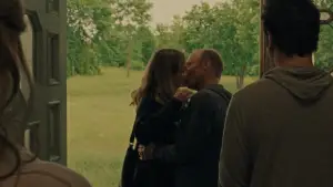 Backdrop to the movie "mother!" #627141