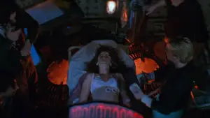 Backdrop to the movie "Flatliners" #811955