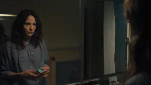 Backdrop to the movie "Omni Loop" #645988