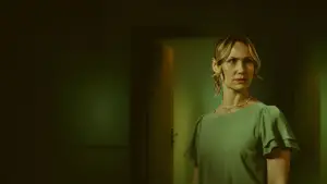 Backdrop to the movie "Don