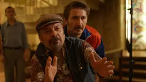 Backdrop to the movie "Broken Years" #776373