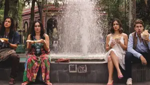 Backdrop to the movie "Una pequeña confusión" #882473