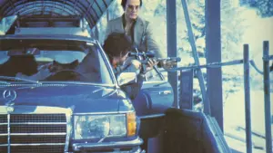 Backdrop to the movie "Love and Bullets" #440652