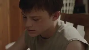 Backdrop to the movie "Hellion" #681152