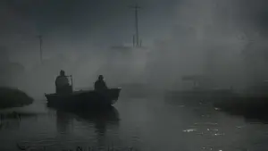 Backdrop to the movie "Godzilla" #613069