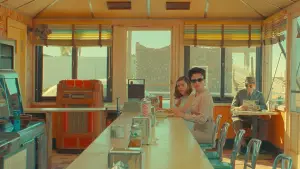 Backdrop to the movie "Asteroid City" #642177