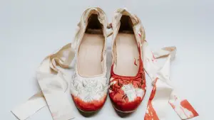 Backdrop to the movie "The Ugly Stepsister" #519304