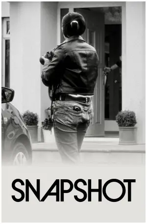 Poster to the movie "Snapshot" #542732