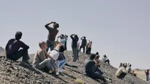 Backdrop to the movie "Black Dog" #600701