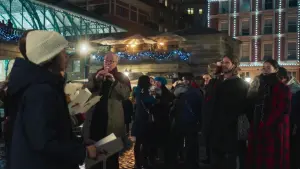 Backdrop to the movie "A Christmas Gift from Bob" #351825