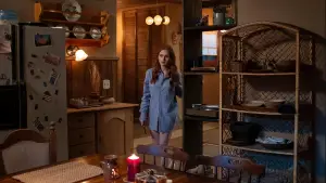 Backdrop to the movie "The Strangers: Chapter 1" #555811