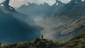 Backdrop to the movie "Predator: Badlands" #764695