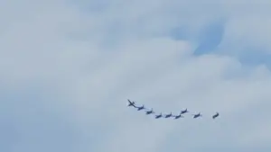 Backdrop to the movie "The Diary of a Sky" #449110