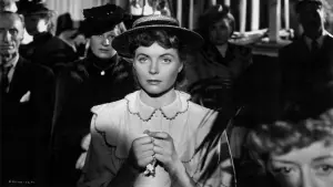 Backdrop to the movie "The Spiral Staircase" #455758