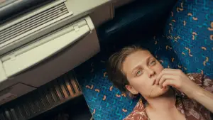 Backdrop to the movie "Live a Little" #732935