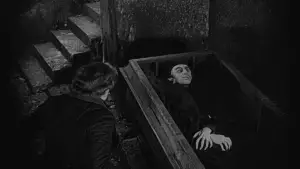 Backdrop to the movie "Nosferatu" #676411