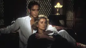 Backdrop to the movie "Indochine" #682895