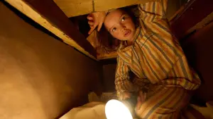 Backdrop to the movie "Runt" #683120