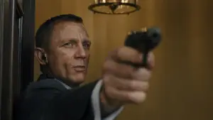 Backdrop to the movie "Skyfall" #771037