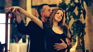 Backdrop to the movie "Sara" #684013