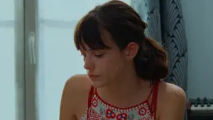 Backdrop to the movie "Amanda" #666535