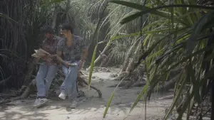 Backdrop to the movie "Riptide" #354242