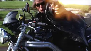 Backdrop to the movie "Mission: Impossible II" #638502