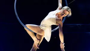 Backdrop to the movie "Les Folies Gruss, 50 ans à Paris" #542519