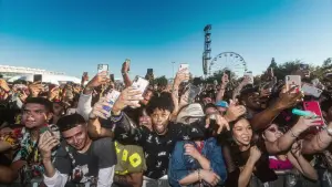 Backdrop to the movie "Trainwreck: The Astroworld Tragedy" #789740