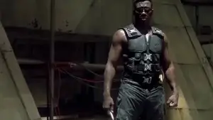 Backdrop to the movie "Blade" #621077