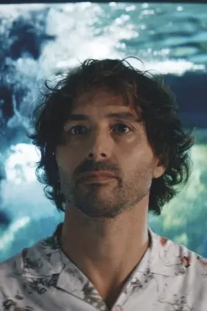 Poster to the movie "The Medium" #198664