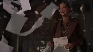 Backdrop to the movie "100 Women" #739526