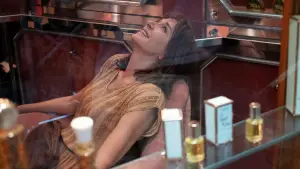 Backdrop to the movie "Fuori" #663879