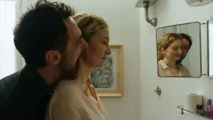 Backdrop to the movie "Three Goodbyes" #781090