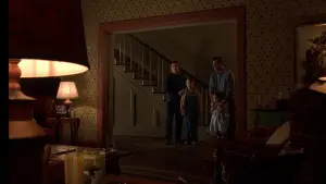 Backdrop to the movie "Signs" #670325