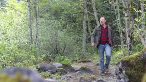 Backdrop to the movie "Alone" #290664