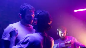 Backdrop to the movie "A Night Like This" #666008