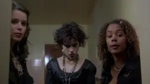 Backdrop to the movie "The Craft" #843605