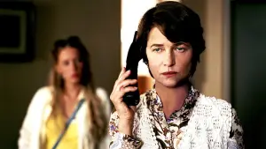 Backdrop to the movie "Swimming Pool" #743723