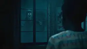 Backdrop to the movie "Salem