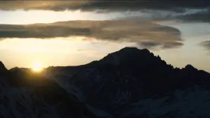 Backdrop to the movie "Society of the Snow" #861301