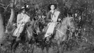 Backdrop to the movie "Personalidades Barreirenses: Jango Biriva, Leonora Kolling e João da Macena - Historiando em Novo Barreiro" #543264