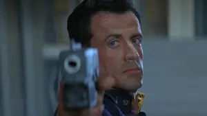 Backdrop to the movie "Judge Dredd" #682131