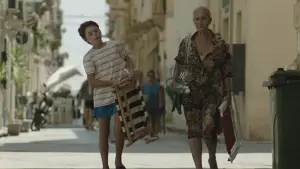 Backdrop to the movie "Sweetheart" #770239