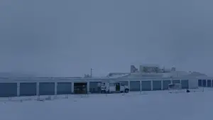 Backdrop to the movie "Nomadland" #674203