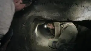 Backdrop to the movie "As Above, So Below" #673887