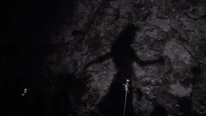 Backdrop to the movie "Night Tide" #468397