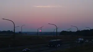 Backdrop to the movie "hold on to her" #757232