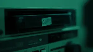 Backdrop to the movie "The Ring" #636347